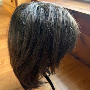 Natural Brown Short Layered Women's Wig with Subtle Gray Highlights